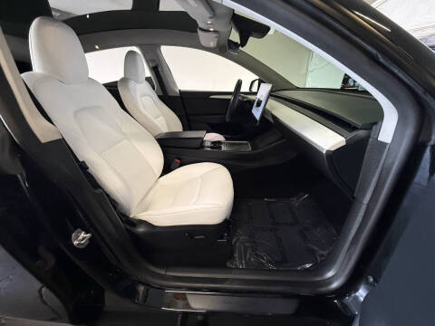 2024 Tesla Model Y Performance