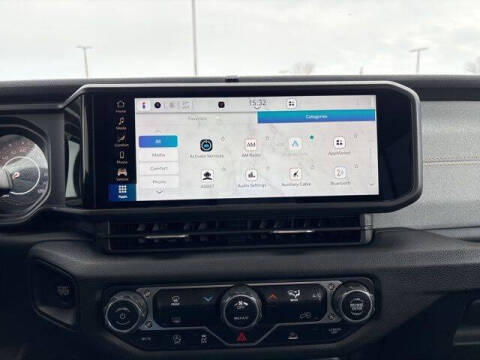 2024 Jeep Gladiator NightHawk