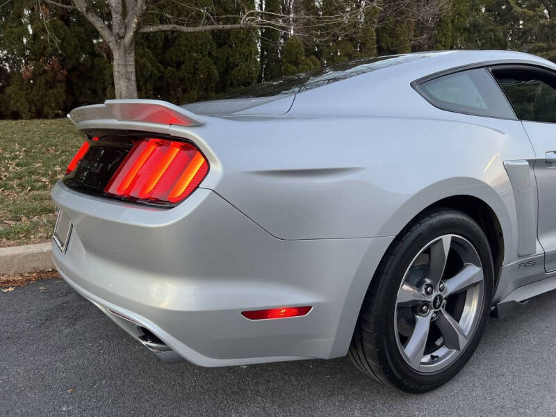 2015 Ford Mustang V6