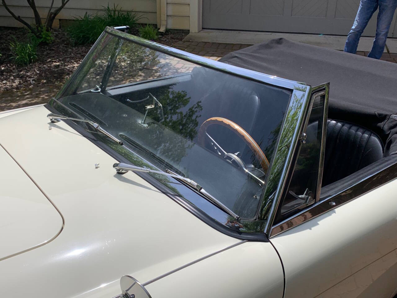 1963 Austin Healey 13