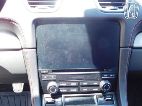 2021 Porsche 718 Boxster