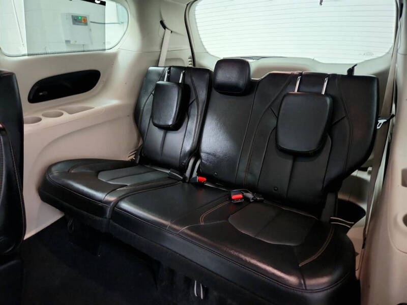 2020 Chrysler Pacifica Touring L Plus