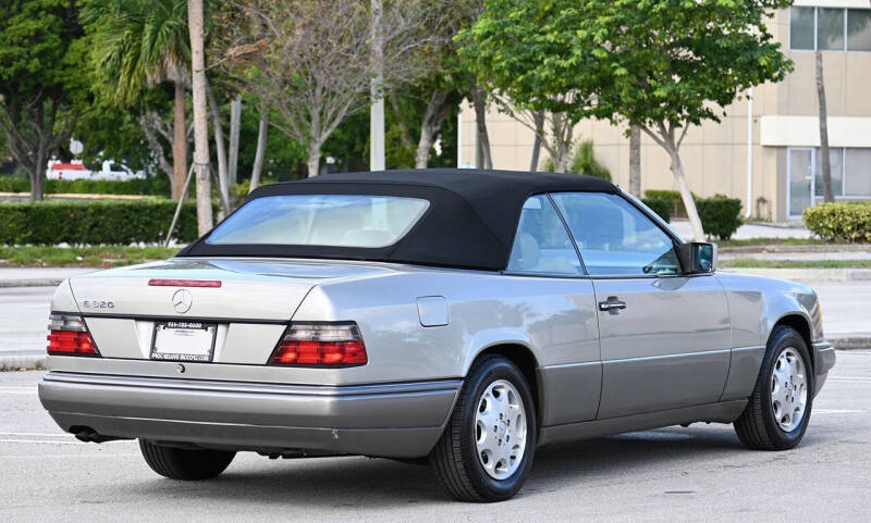 1995 Mercedes-Benz E-Class E 320