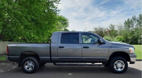 2006 Dodge Ram 1500 for sale at CLEAR CHOICE AUTOMOTIVE in Milwaukie OR