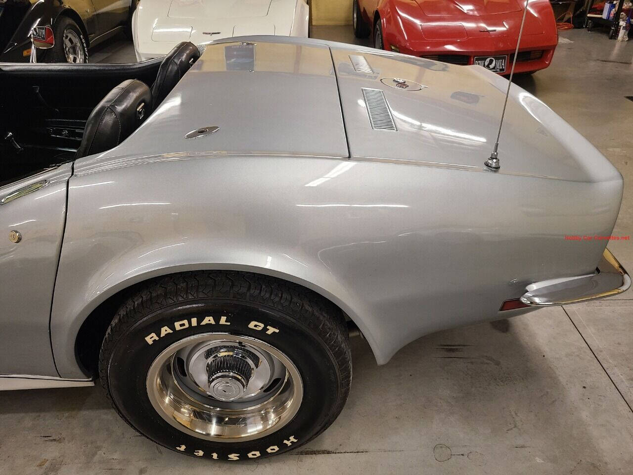 1973 Chevrolet Corvette 32