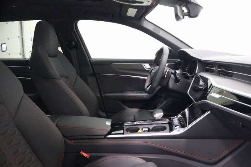 2025 Audi RS 6 Avant performance 4.0T quattro Avant