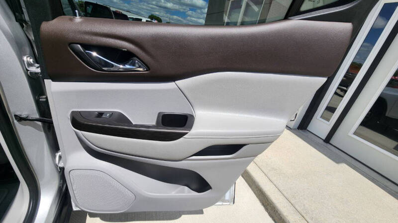 2019 GMC Acadia SLT-1