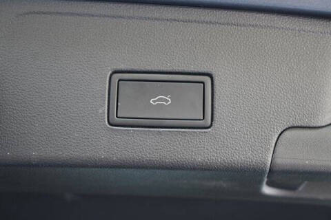 2024 Volkswagen Atlas Cross Sport SEL Premium R-Line 4Motion