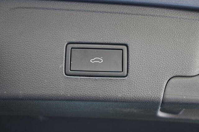 2024 Volkswagen Atlas Cross Sport SEL Premium R-Line 4Motion