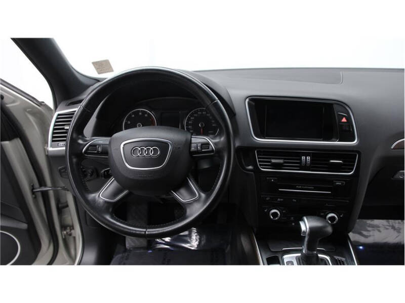 2016 Audi Q5 2.0T quattro Premium Plus