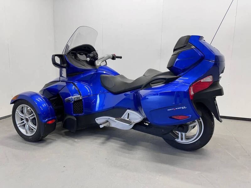 2012 Can-Am Spyder RT