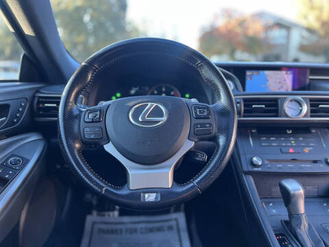 2016 Lexus RC 200t