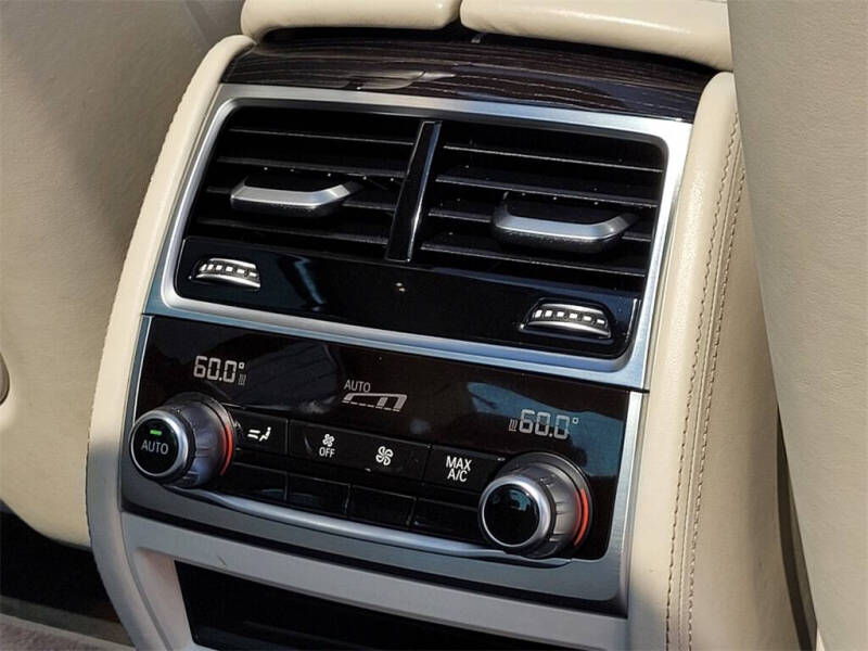 2016 BMW 7 Series 740i