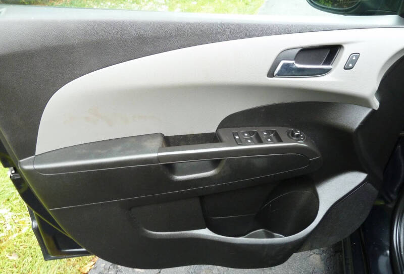 2014 Chevrolet Sonic LT Auto