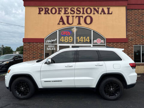 2017 Jeep Grand Cherokee for sale at Professional Auto Sales & Service in Fort Wayne IN