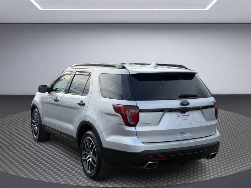 2016 Ford Explorer Sport