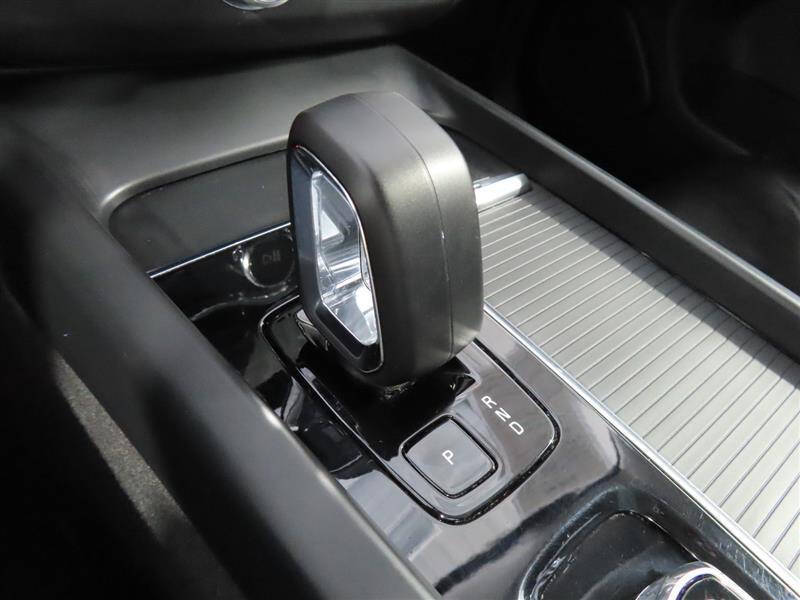 2023 Volvo XC60 B5 Core