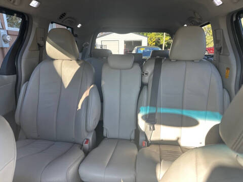 2014 Toyota Sienna