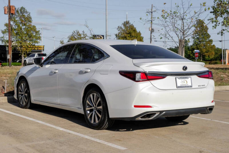 2019 Lexus ES 350