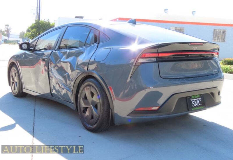 2024 Toyota Prius LE