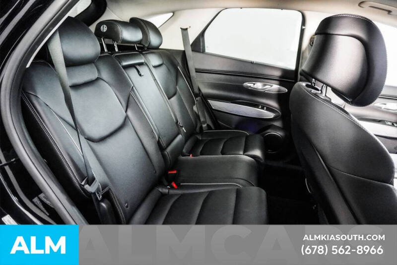 2023 Genesis GV70 2.5T Standard