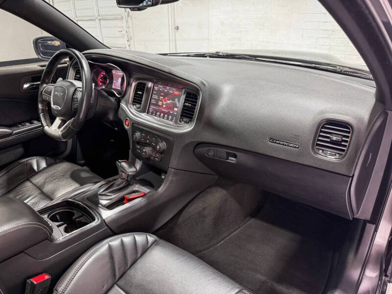 2015 Dodge Charger SRT Hellcat