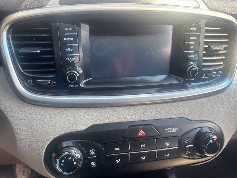 2020 Kia Sorento L