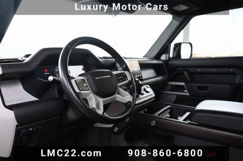 2023 Land Rover Defender 130 X-Dynamic SE