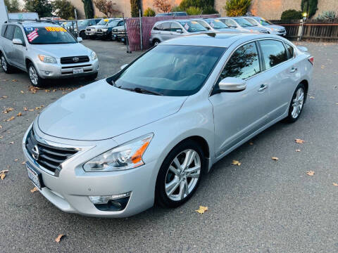 2015 Nissan Altima for sale at C. H. Auto Sales in Citrus Heights CA