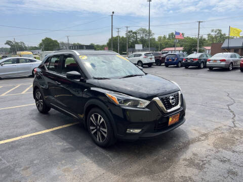 2019 Nissan Kicks SR