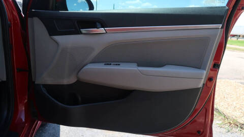 2019 Hyundai Elantra