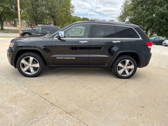 2014 Jeep Grand Cherokee for sale at Auto Connection in Waterloo, IA