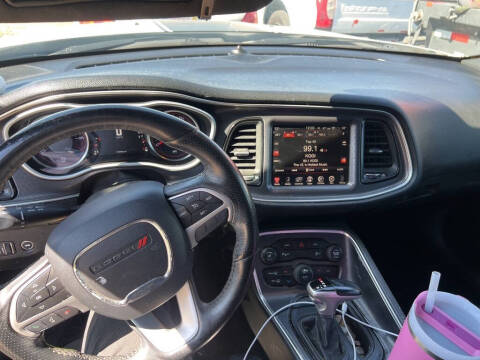 2016 Dodge Challenger SXT