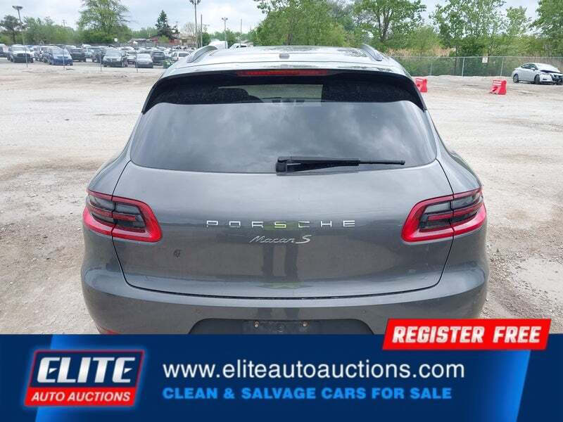 2015 Porsche Macan S