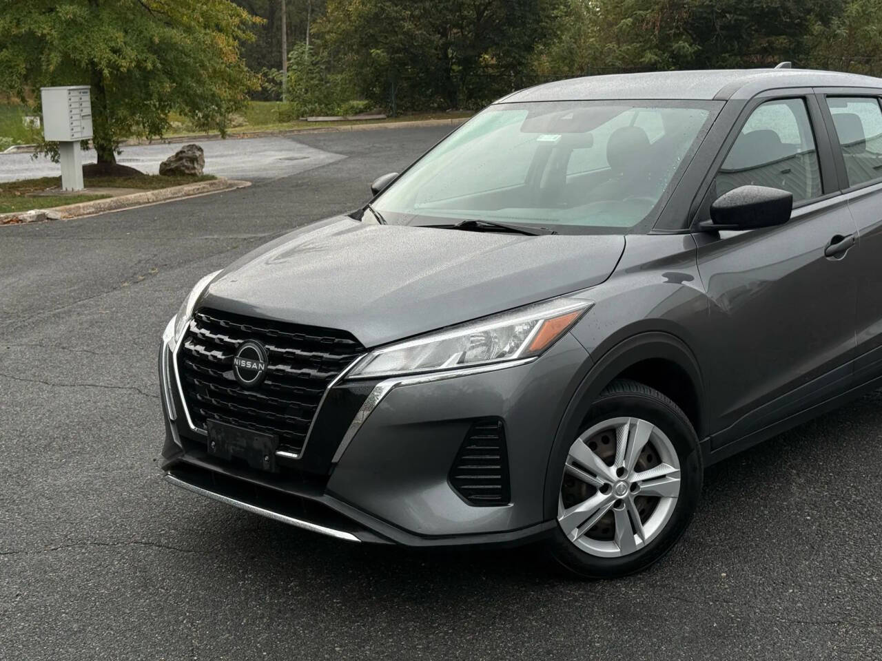 2023-nissan-kicks-s-4dr-crossover.jpg