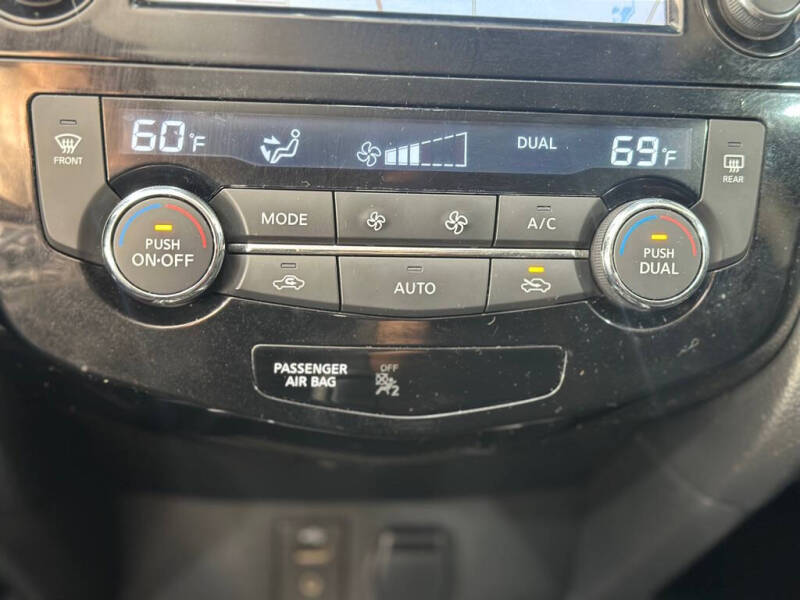 2016 Nissan Rogue S