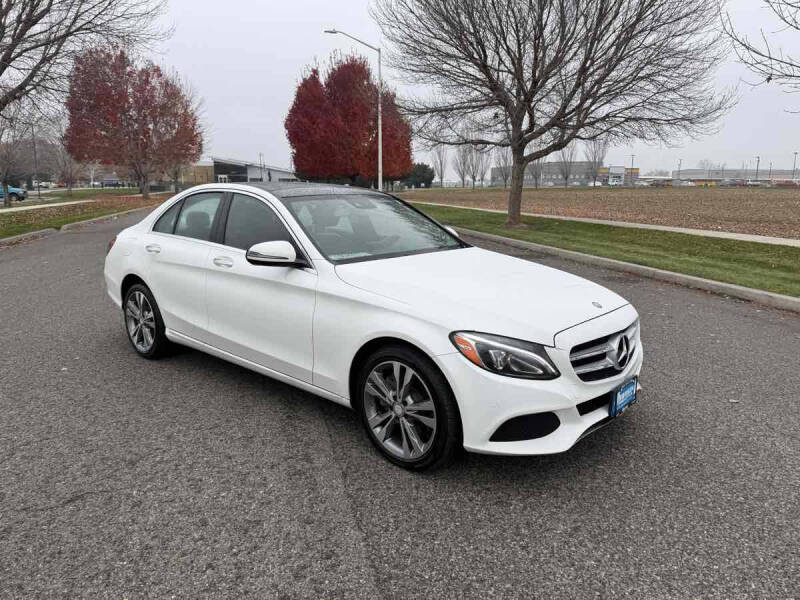 2016 Mercedes-Benz C-Class