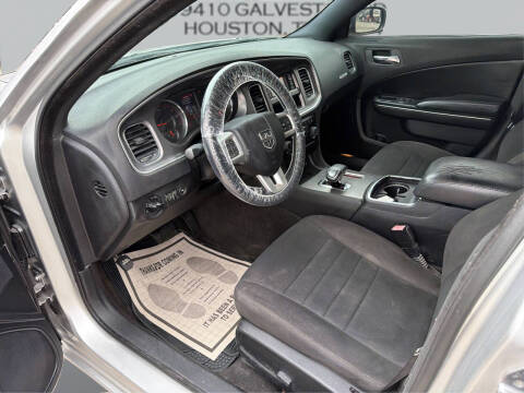 2012 Dodge Charger SE