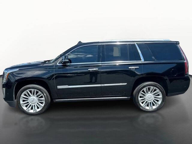 2017 Cadillac Escalade Platinum