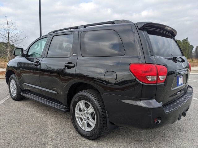 2017 Toyota Sequoia SR5