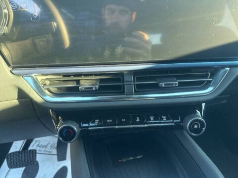 2026 Chevrolet Equinox EV LT 2