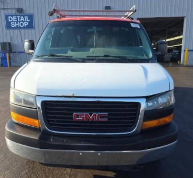 2015 GMC Savana 2500