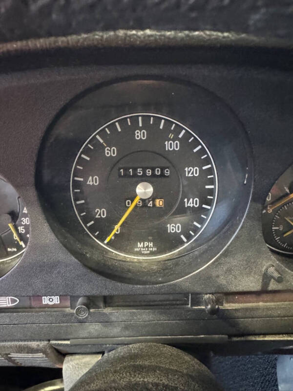 1974 Mercedes-Benz 450-Class