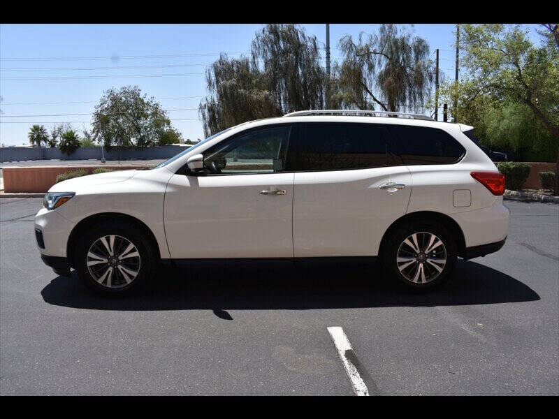 2017 Nissan Pathfinder SL