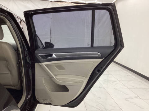 2017 Volkswagen Golf Alltrack