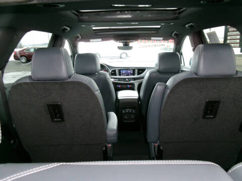 2022 Buick Enclave Essence