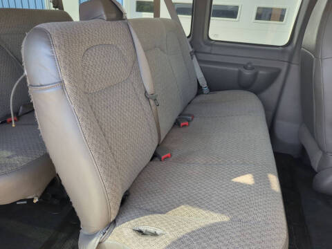 2017 Chevrolet Express LT 3500