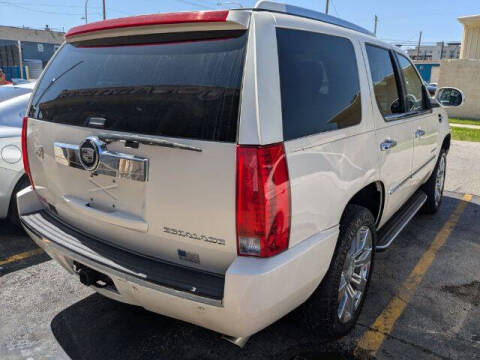 2011 Cadillac Escalade
