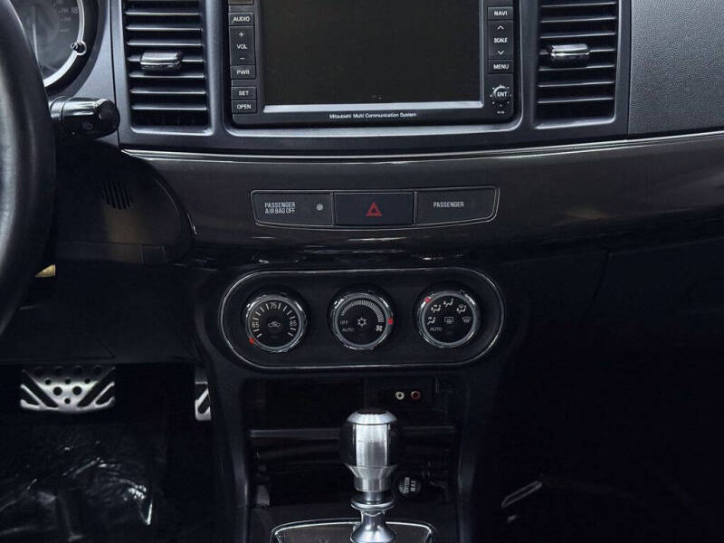 2011 Mitsubishi Lancer Evolution MR