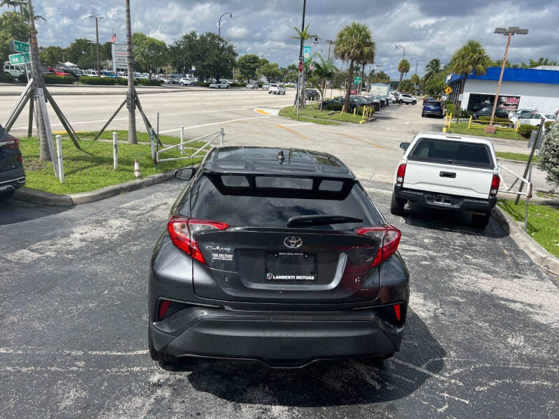 2020 Toyota C-HR XLE